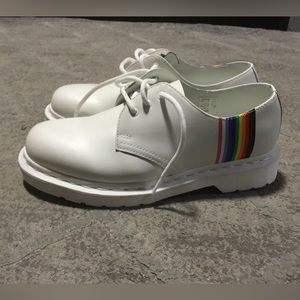Dr martens NEW white with inclusive flag